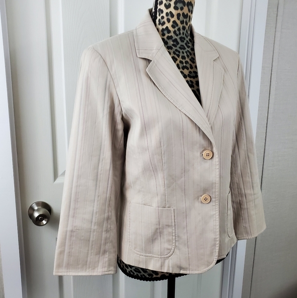 Rafaella Pinstriped Blazer - Picture 2 of 12